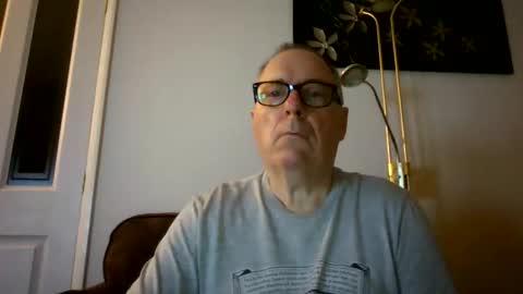 Snapshot of domjolly08 chatting on 10-31-25, 11:06 David uk online show from 10-31-25, 11:06