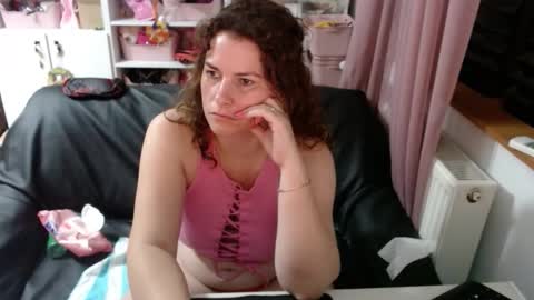 Snapshot of domsublady chatting on 09-28-25, 12:49 Mistress online show from 09-28-25, 12:49