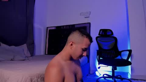 Donat Independent Model online show from 05-28-26, 02:20