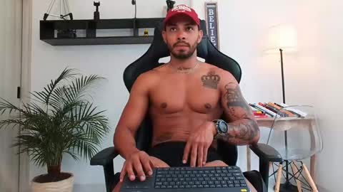 Snapshot of donn_cruz chatting on 04-11-26, 05:39 Victor online show from 04-11-26, 05:39