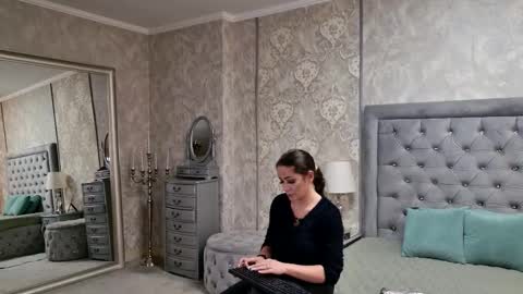 Donna online show from 03-05-26, 06:59