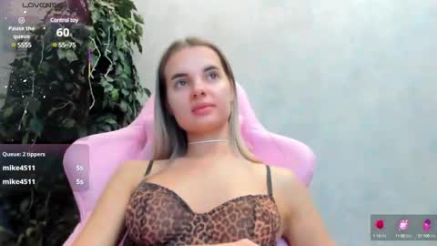 Donna On GMT2 Mon-Fri 3-9 AM online show from 03-06-25, 03:13