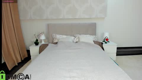 Snapshot of donnaaa_evans chatting on 11-28-25, 12:13 Donna On GMT2 Mon-Fri 3-9 AM online show from 11-28-25, 12:13