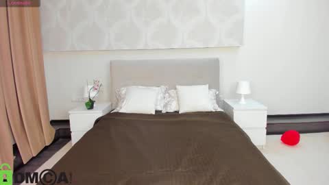 Snapshot of donnaaa_evans chatting on 02-23-26, 11:57 Donna On GMT2 Mon-Fri 3-9 AM online show from 02-23-26, 11:57