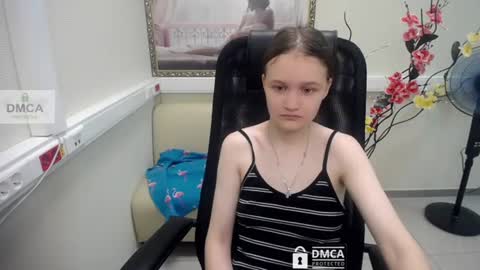 Sia online show from 07-20-26, 10:07