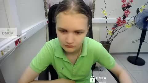 Sia online show from 07-21-26, 10:39