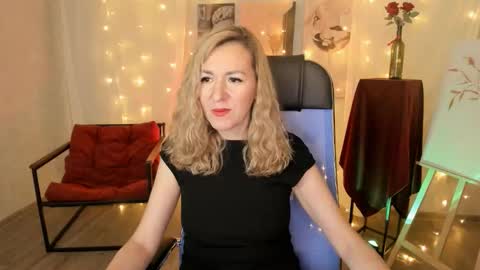 Snapshot of donnasmitth chatting on 02-02-26, 07:12 Donna online show from 02-02-26, 07:12