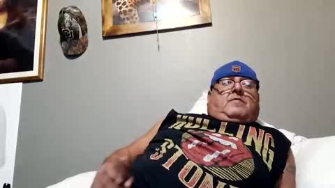 Snapshot of donniewolff66176493 chatting on 11-12-25, 12:00 donniewolff66176493 online show from 11-12-25, 12:00