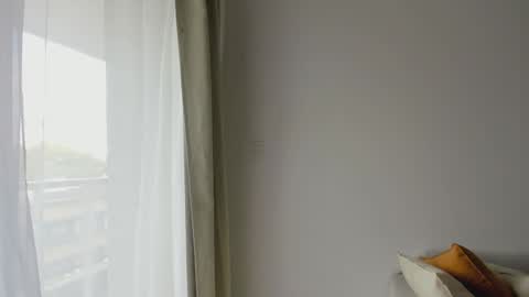 Snapshot of donnna19 chatting on 01-21-25, 12:07 Donatella online show from 01-21-25, 12:07