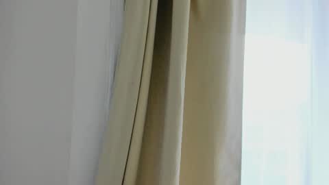 Snapshot of donnna19 chatting on 02-11-25, 12:05 Donatella online show from 02-11-25, 12:05