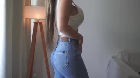 Donatella online show from 10-30-25, 12:17