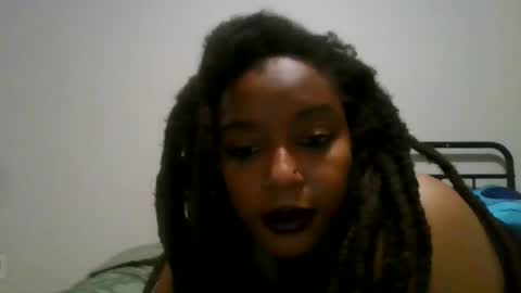 Snapshot of dontblink8 chatting on 07-05-26, 02:29 DontBlink online show from 07-05-26, 02:29
