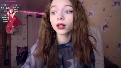 Snapshot of dontoke_ chatting on 03-10-25, 02:59 Nicole online show from 03-10-25, 02:59