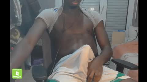 Snapshot of doomdrag3 chatting on 11-22-25, 12:42 doomdrag3 online show from 11-22-25, 12:42