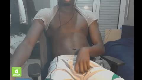 Snapshot of doomdrag3 chatting on 01-17-26, 11:52 doomdrag3 online show from 01-17-26, 11:52