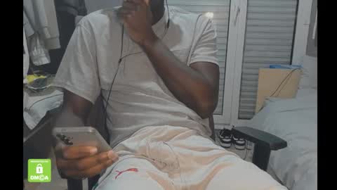 Snapshot of doomdrag3 chatting on 02-25-26, 01:59 doomdrag3 online show from 02-25-26, 01:59