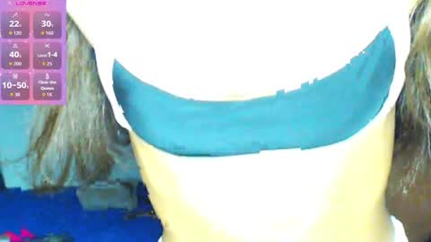 Snapshot of dooubletroouble chatting on 05-07-26, 05:35 dooubletroouble online show from 05-07-26, 05:35