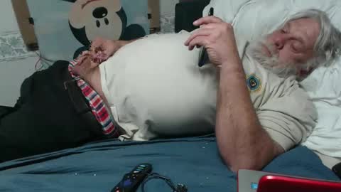 cummingdoouug online show from 01-12-25, 09:40