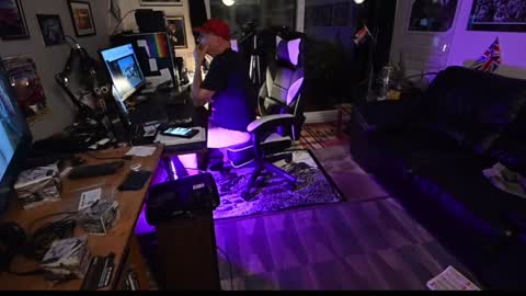 Snapshot of dopeleaf2 chatting on 12-01-24, 09:26 dopeleaf2 online show from 12-01-24, 09:26