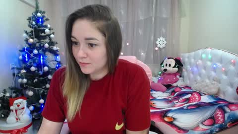 Snapshot of dorasuun chatting on 12-15-24, 05:10 dorasuun online show from 12-15-24, 05:10