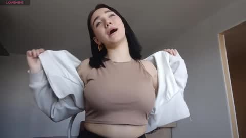 Snapshot of dorethapinzone chatting on 03-13-26, 03:35 Jacqueline online show from 03-13-26, 03:35