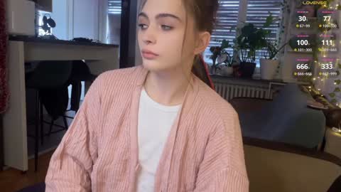 Alice online show from 01-12-25, 08:04