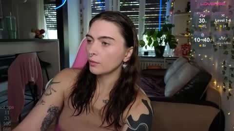 Alice online show from 11-03-25, 07:20