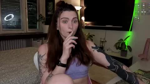 Alice online show from 05-09-26, 10:53