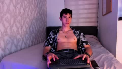 Snapshot of dorian_mystery chatting on 02-23-25, 11:14 dorian_mystery online show from 02-23-25, 11:14