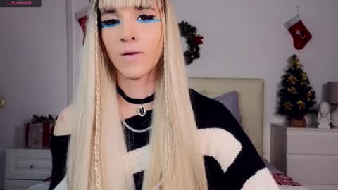 Helen   my second account  online show from 01-08-25, 04:44