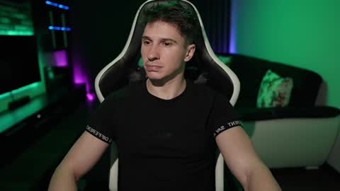 Dorian Reyes online show from 02-02-25, 10:39