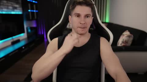 Dorian Reyes online show from 02-20-25, 01:25