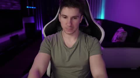 Dorian Reyes online show from 02-24-25, 11:09