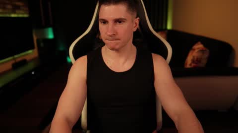 Dorian Reyes online show from 03-09-25, 01:14