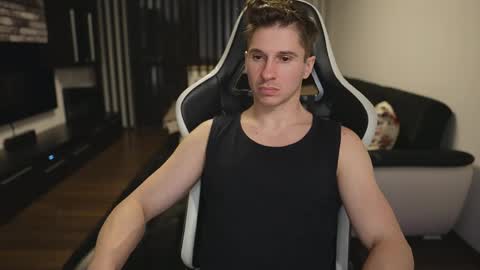 Dorian Reyes online show from 04-28-26, 09:53