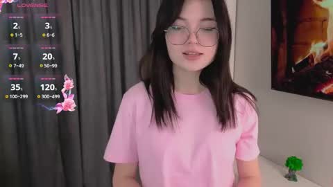 Snapshot of doris_lewis chatting on 11-09-25, 06:12 Maria online show from 11-09-25, 06:12