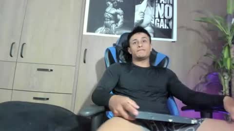dorman_boy online show from 07-29-26, 03:37