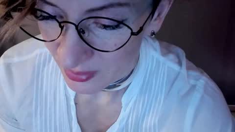 Snapshot of dorothy_meyer chatting on 02-25-26, 05:28 Dorothy Next stream on Monday at 3am-9am online show from 02-25-26, 05:28