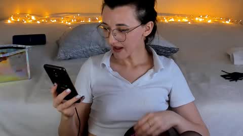 Snapshot of dorotty_ chatting on 01-24-25, 05:21 Your Dorotty online show from 01-24-25, 05:21