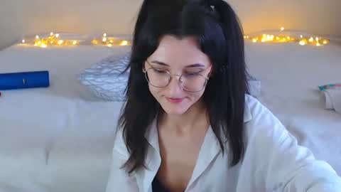 Snapshot of dorotty_ chatting on 03-05-25, 04:02 Your Dorotty online show from 03-05-25, 04:02