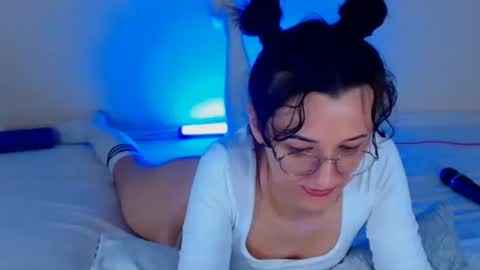 Snapshot of dorotty_ chatting on 09-25-25, 12:58 Your Dorotty online show from 09-25-25, 12:58