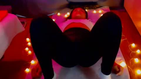 Snapshot of dorotty_ chatting on 10-22-25, 01:50 Your Dorotty online show from 10-22-25, 01:50