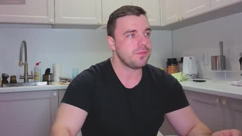 Snapshot of dosilasa chatting on 10-26-25, 04:46 Sasha online show from 10-26-25, 04:46