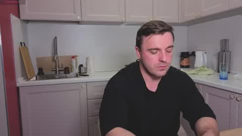 Snapshot of dosilasa chatting on 11-09-25, 07:23 Sasha online show from 11-09-25, 07:23