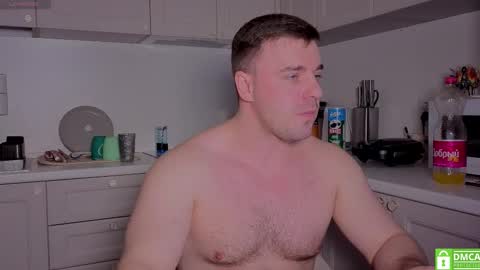 Snapshot of dosilasa chatting on 01-18-26, 08:07 Sasha online show from 01-18-26, 08:07