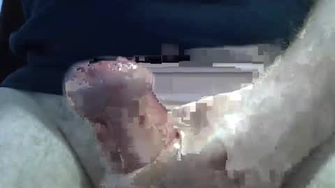 Snapshot of dosser8 chatting on 10-31-25, 11:22 dosser8 online show from 10-31-25, 11:22