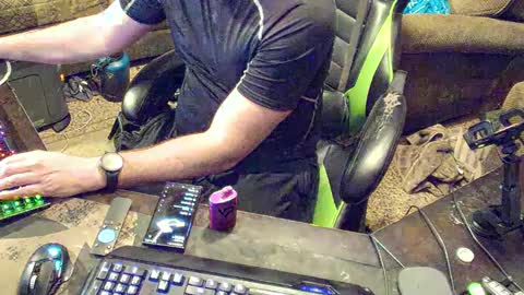 Snapshot of dotyoureyezez chatting on 12-06-24, 07:32 DotYourEyezez online show from 12-06-24, 07:32