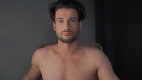 Snapshot of double_luckystrike chatting on 12-13-24, 04:43 Keen online show from 12-13-24, 04:43