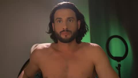 Snapshot of double_luckystrike chatting on 10-11-25, 03:54 Keen online show from 10-11-25, 03:54