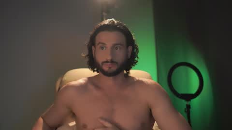 Snapshot of double_luckystrike chatting on 10-17-25, 10:23 Keen online show from 10-17-25, 10:23